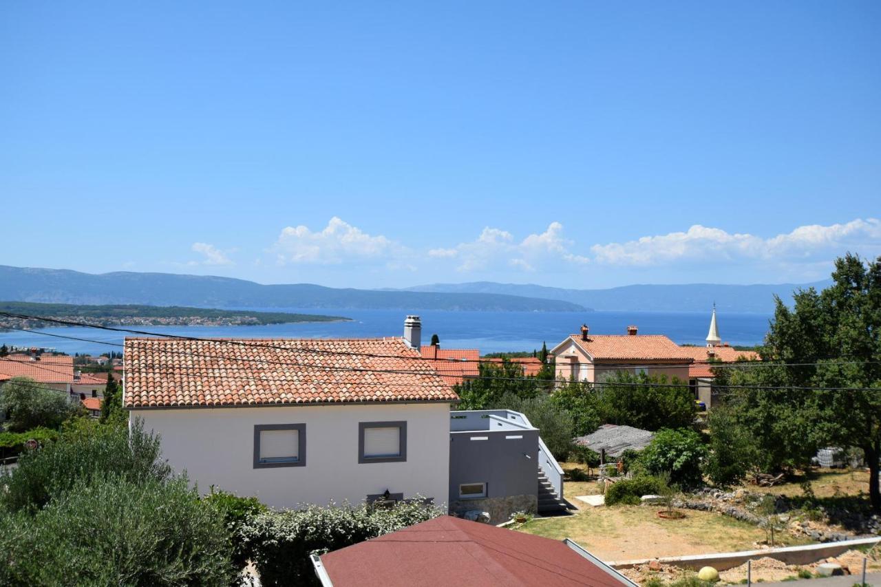 Holiday Home Nikola Malinska Exterior photo